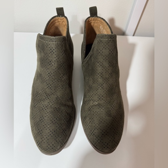 Dr. Scholl’s  Ankle Booties Olive Green Comfort Shoes Size 7.5 Medium - Picture 2 of 8